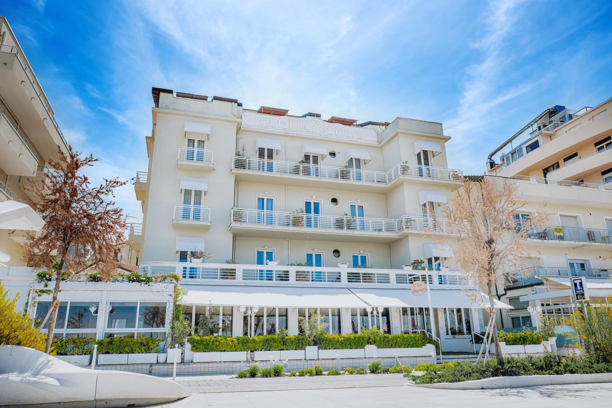Hotel Lungomare 3*