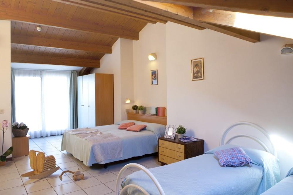 Lungomare Hotel 3*